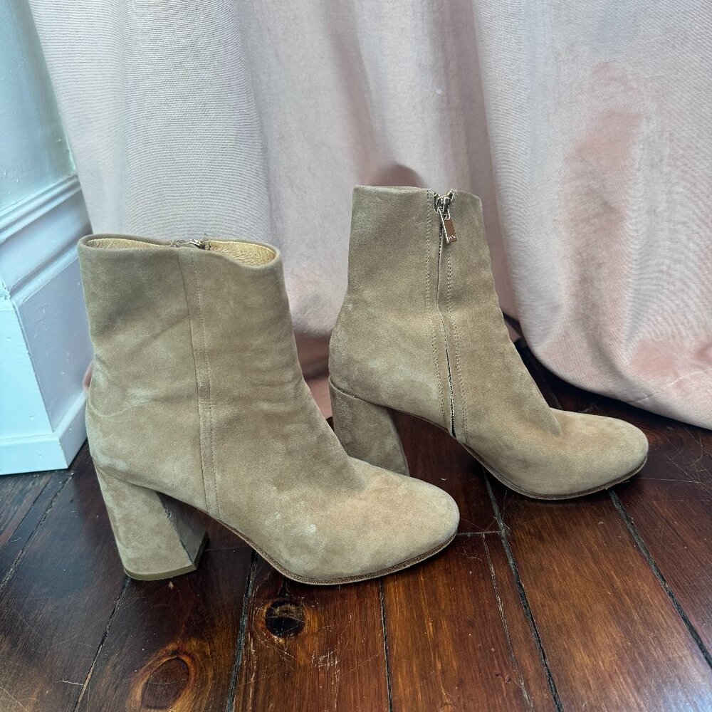 Joie "Lorring" ankle boots in tan suede
